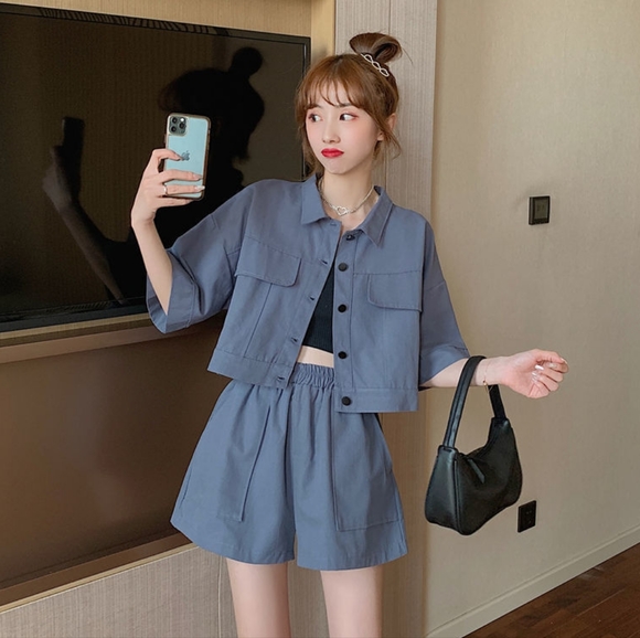 Blue shorts short sleeve shirt set - Picture 9 of 11